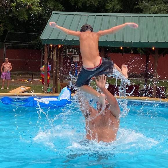 Meet your Posher, Thomas - Picture 1 of 1